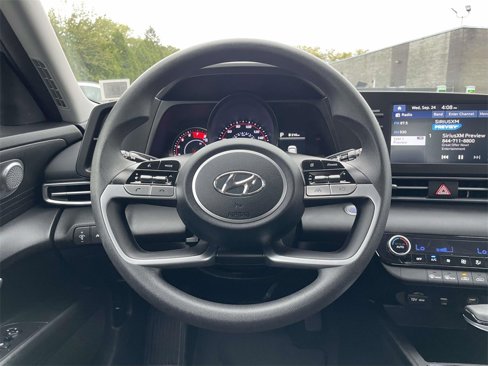 Certified 2023 Hyundai Elantra SEL image 17