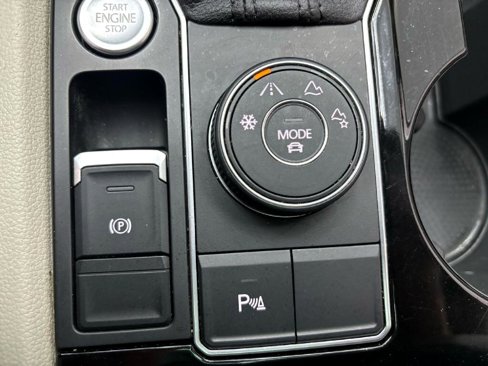 Used 2018 Volkswagen Atlas SEL image 23