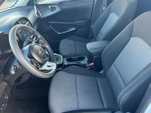 Used 2021 Kia Soul S image 24