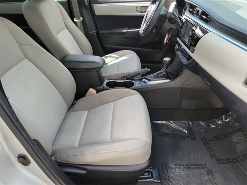 Used 2016 Toyota Corolla LE image 19