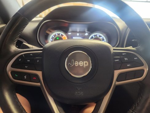 Used 2019 Jeep Cherokee High Altitude image 25