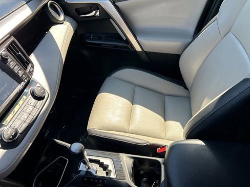 Used 2017 Toyota RAV4 Limited image 16