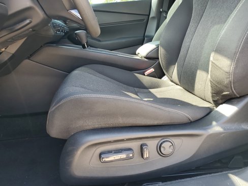 Used 2023 Honda Accord EX image 23