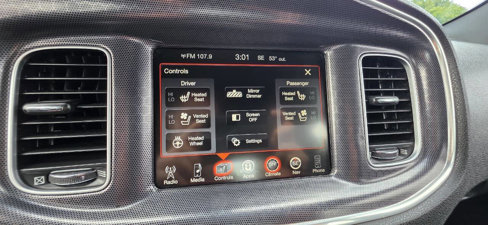 Used 2015 Dodge Charger SXT w/ AWD Plus Group image 19