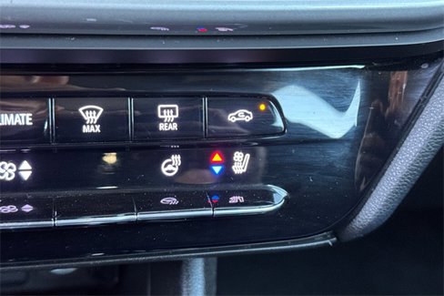 Used 2022 Chevrolet Bolt EUV Premier w/ Sun & Sound Package image 30