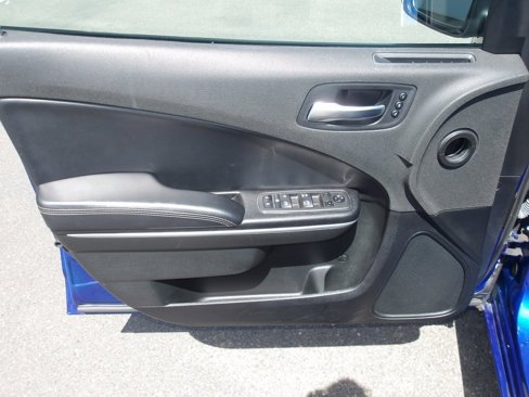 Used 2022 Dodge Charger SXT w/ Leather Interior Group image 12