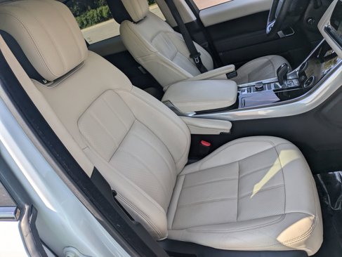 Used 2019 Land Rover Range Rover Sport HSE image 29