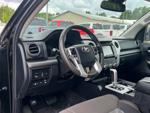 Used 2018 Toyota Tundra SR5 image 12