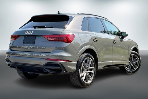 Used 2021 Audi Q3 2.0T Premium Plus w/ Premium Plus Package image 11
