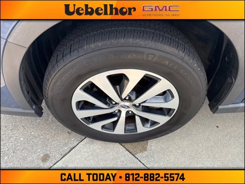 Used 2020 Subaru Outback Premium image 15
