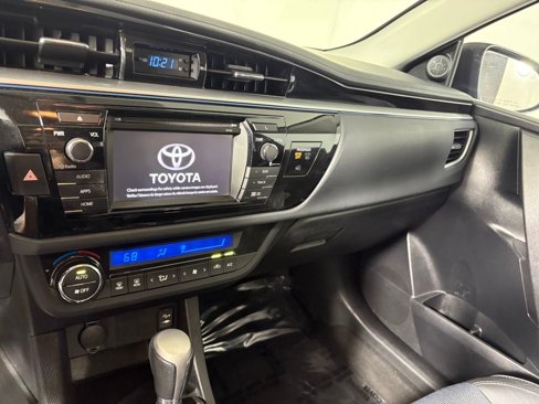 Used 2015 Toyota Corolla S image 16