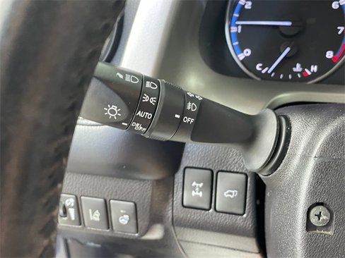 Used 2018 Toyota RAV4 Adventure image 13