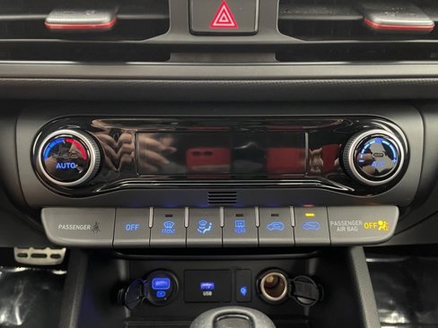 Used 2022 Hyundai Kona N Line image 5
