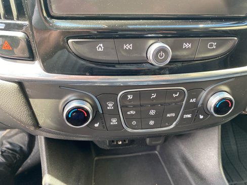 Used 2019 Chevrolet Traverse LT w/ LPO, Floor Liner Package image 16