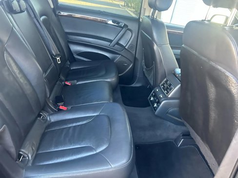 Used 2011 Audi Q7 TDI Premium Plus image 18