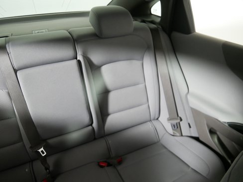 Used 2022 Chevrolet Malibu LT image 21