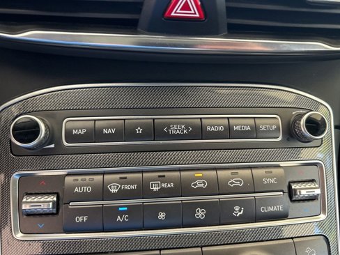 Used 2023 Hyundai Santa Fe Limited image 37