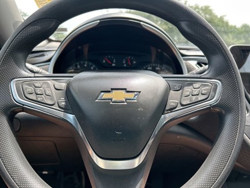 Used 2023 Chevrolet Malibu LT image 17