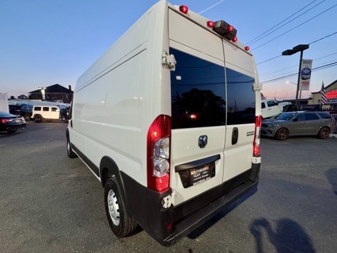 Used 2023 RAM ProMaster 2500 image 5