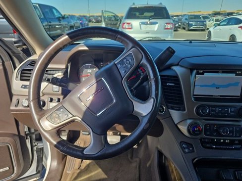 Used 2016 GMC Yukon Denali w/ Open Road Package image 9