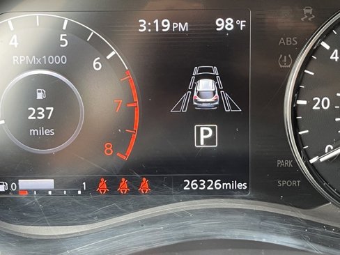 Used 2023 Nissan Kicks SR image 15