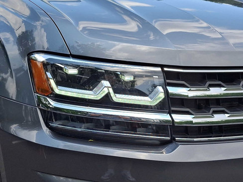Used 2019 Volkswagen Atlas SE w/ Panoramic Sunroof Package image 28
