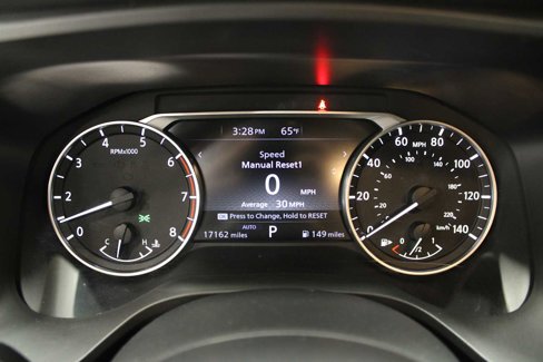 Used 2024 Nissan Rogue SV image 5