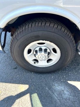 Used 2015 Chevrolet Express 3500 image 18
