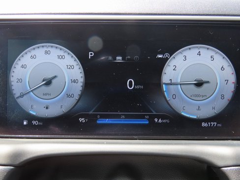 Used 2022 Hyundai Tucson Limited image 16