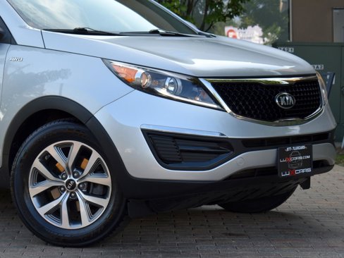 Used 2016 Kia Sportage LX image 4
