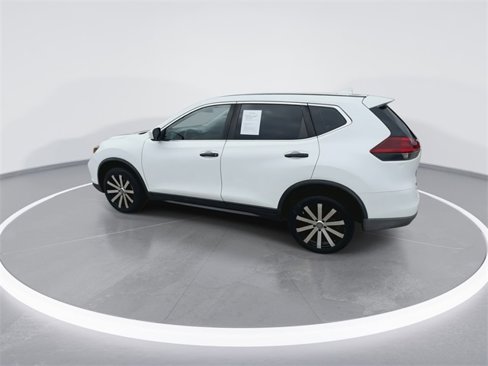 Used 2018 Nissan Rogue S image 8