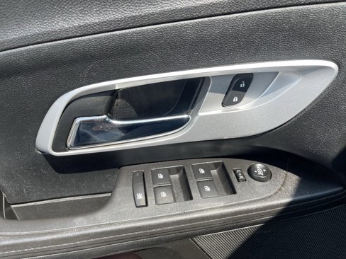 Used 2017 Chevrolet Equinox Premier w/ Enhanced Convenience Package image 40