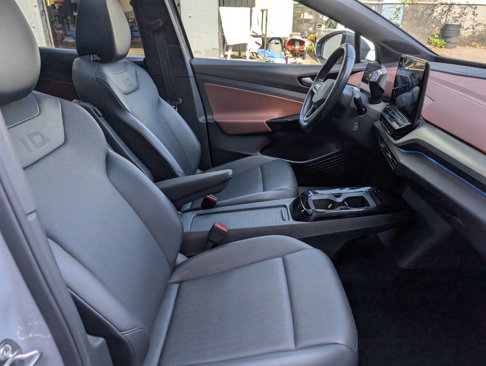 Used 2022 Volkswagen ID.4 Pro S image 8