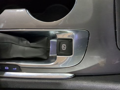 Used 2023 Chevrolet Malibu LT image 30