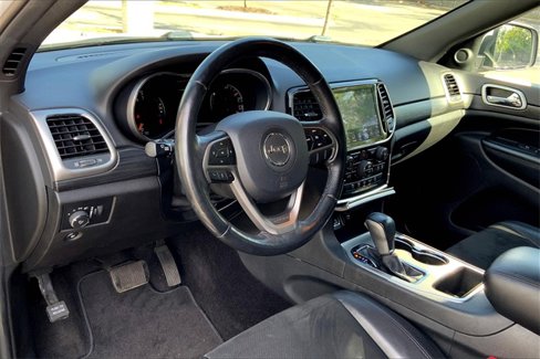 Used 2019 Jeep Grand Cherokee Altitude image 12