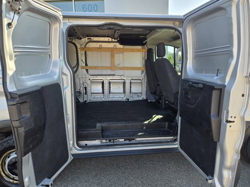 Used 2015 Ford Transit 250 130 Low Roof image 12