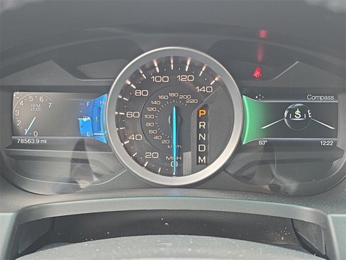 Used 2015 Ford Explorer XLT w/ Equipment Group 202B image 16