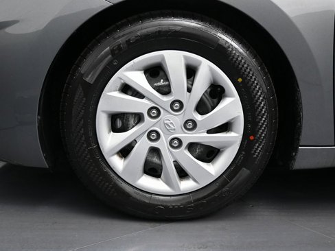 Used 2019 Hyundai Elantra SE w/ Cargo Package image 9