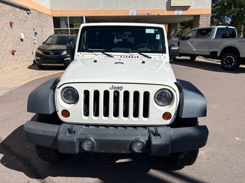 Used 2009 Jeep Wrangler Unlimited Rubicon image 2
