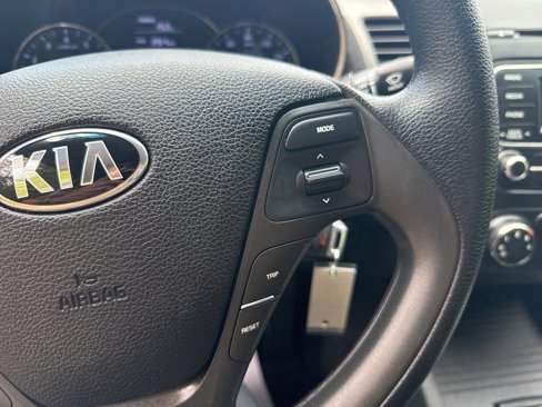 Used 2016 Kia Forte LX image 18