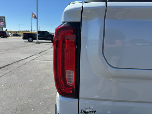 Used 2019 GMC Sierra 1500 SLT w/ SLT Premium Plus Package image 7