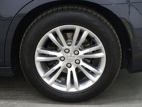 Used 2017 Chrysler 300 Limited image 33