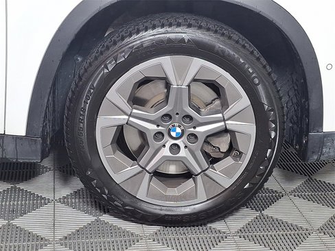 Used 2023 BMW X1 xDrive28i image 12