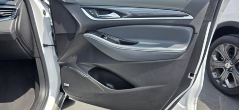 Used 2024 Buick Enclave Premium image 18