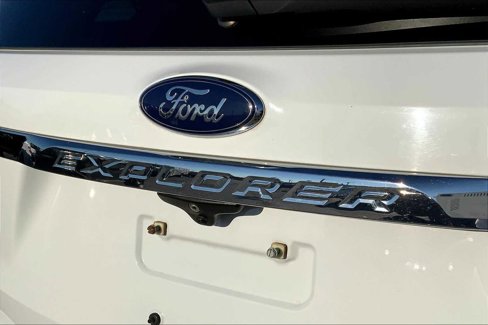 Certified 2016 Ford Explorer XLT image 26