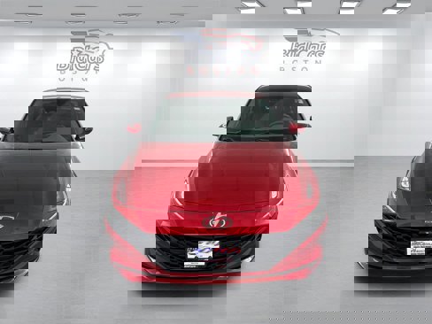 Used 2021 Hyundai Elantra SEL w/ Convenience Package image 2