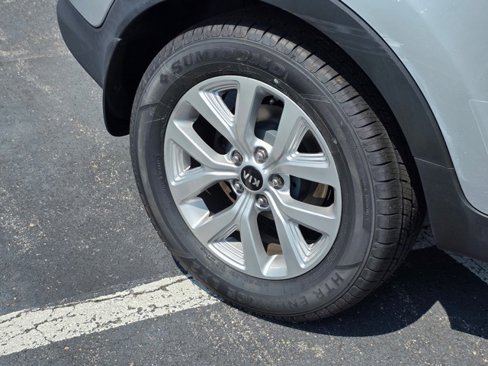 Used 2015 Kia Sportage LX image 14