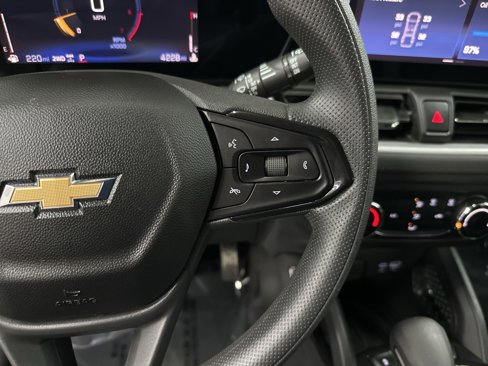 Used 2024 Chevrolet TrailBlazer LS image 18