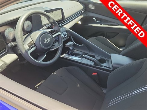 Certified 2024 Hyundai Elantra SEL image 2