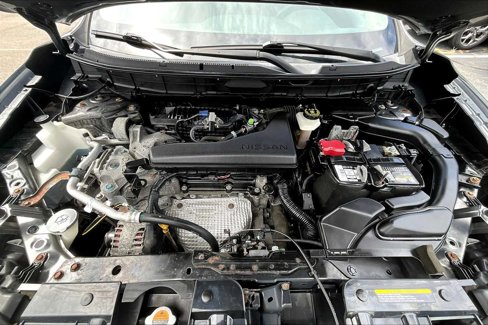 Used 2017 Nissan Rogue SV image 28